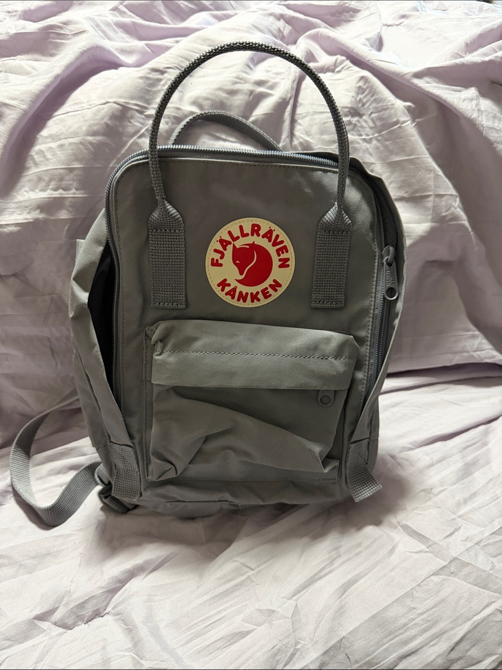 Kånken Mini Backpack in Light Gray